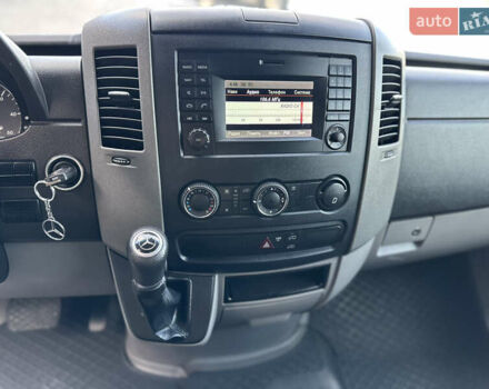 Синій Мерседес Sprinter, об'ємом двигуна 3 л та пробігом 351 тис. км за 31700 $, фото 19 на Automoto.ua