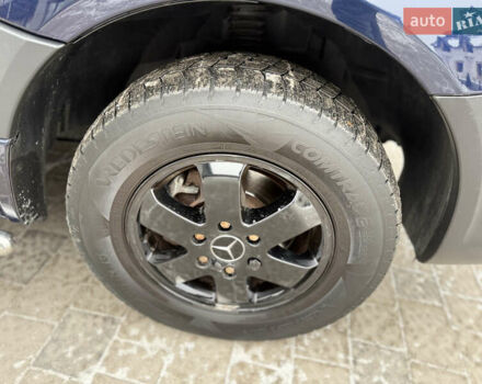 Синій Мерседес Sprinter, об'ємом двигуна 2.2 л та пробігом 300 тис. км за 23500 $, фото 3 на Automoto.ua