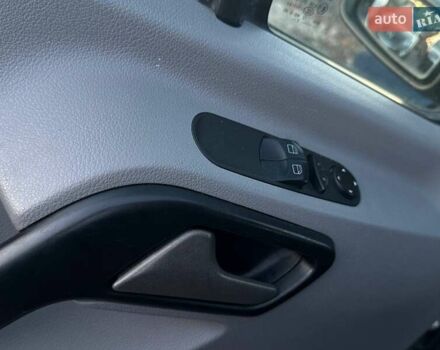 Синий Мерседес Sprinter, объемом двигателя 2.2 л и пробегом 285 тыс. км за 17500 $, фото 16 на Automoto.ua