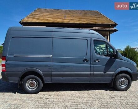 Синий Мерседес Sprinter, объемом двигателя 3 л и пробегом 337 тыс. км за 23900 $, фото 2 на Automoto.ua