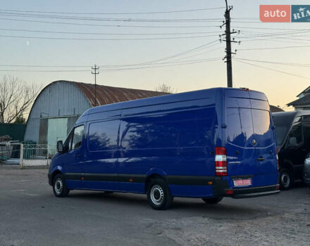 Синий Мерседес Sprinter, объемом двигателя 2.2 л и пробегом 298 тыс. км за 21700 $, фото 4 на Automoto.ua