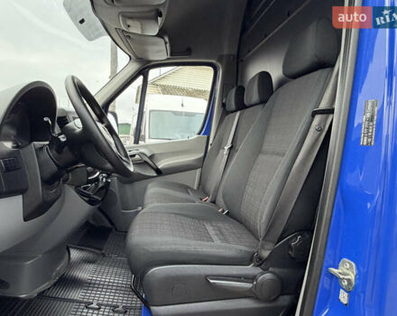 Синий Мерседес Sprinter, объемом двигателя 2.2 л и пробегом 295 тыс. км за 20500 $, фото 18 на Automoto.ua