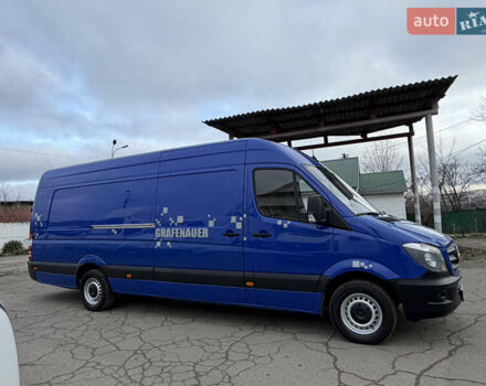 Синий Мерседес Sprinter, объемом двигателя 2.2 л и пробегом 295 тыс. км за 20500 $, фото 11 на Automoto.ua