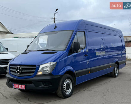 Синий Мерседес Sprinter, объемом двигателя 2.2 л и пробегом 295 тыс. км за 20500 $, фото 2 на Automoto.ua