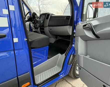 Синий Мерседес Sprinter, объемом двигателя 2.2 л и пробегом 295 тыс. км за 20500 $, фото 29 на Automoto.ua
