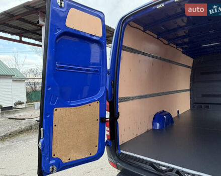 Синий Мерседес Sprinter, объемом двигателя 2.2 л и пробегом 295 тыс. км за 20500 $, фото 39 на Automoto.ua