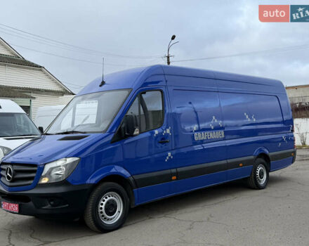 Синий Мерседес Sprinter, объемом двигателя 2.2 л и пробегом 295 тыс. км за 20500 $, фото 4 на Automoto.ua