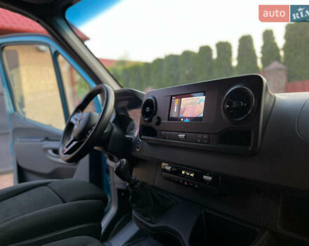 Синій Мерседес Sprinter, об'ємом двигуна 2.2 л та пробігом 288 тис. км за 30000 $, фото 50 на Automoto.ua