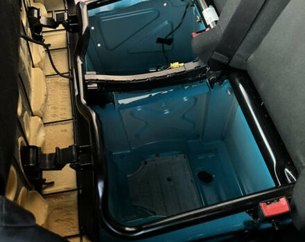 Синій Мерседес Sprinter, об'ємом двигуна 2.2 л та пробігом 288 тис. км за 30000 $, фото 69 на Automoto.ua