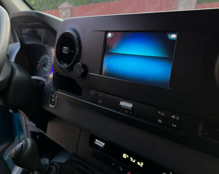 Синій Мерседес Sprinter, об'ємом двигуна 2.2 л та пробігом 288 тис. км за 30000 $, фото 45 на Automoto.ua