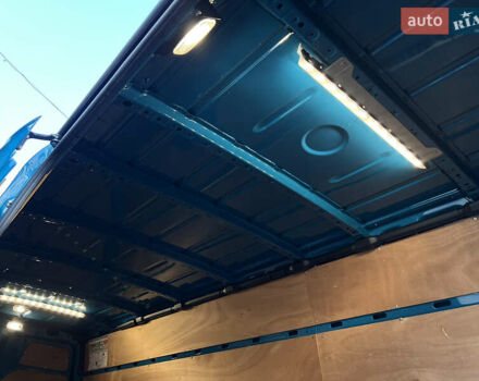 Синій Мерседес Sprinter, об'ємом двигуна 2.2 л та пробігом 288 тис. км за 30000 $, фото 85 на Automoto.ua