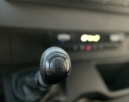 Синий Мерседес Sprinter, объемом двигателя 2.2 л и пробегом 288 тыс. км за 30000 $, фото 34 на Automoto.ua