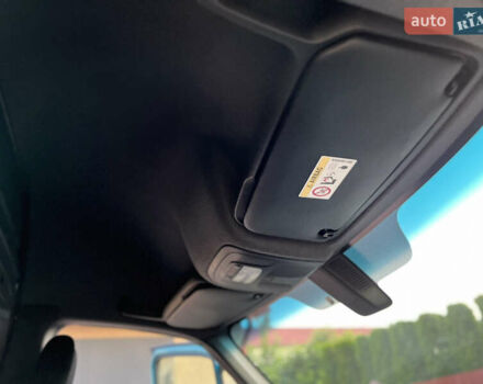 Синій Мерседес Sprinter, об'ємом двигуна 2.2 л та пробігом 288 тис. км за 30000 $, фото 56 на Automoto.ua