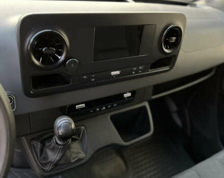 Синій Мерседес Sprinter, об'ємом двигуна 2.2 л та пробігом 288 тис. км за 30000 $, фото 41 на Automoto.ua