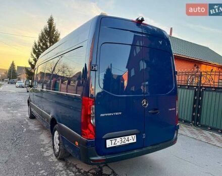 Синій Мерседес Sprinter, об'ємом двигуна 2.14 л та пробігом 257 тис. км за 26200 $, фото 4 на Automoto.ua