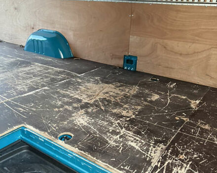 Синій Мерседес Sprinter, об'ємом двигуна 2.2 л та пробігом 288 тис. км за 30000 $, фото 73 на Automoto.ua