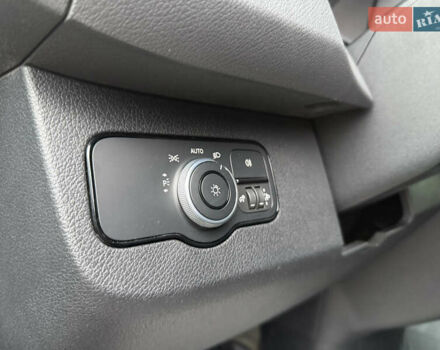 Синий Мерседес Sprinter, объемом двигателя 3 л и пробегом 151 тыс. км за 40719 $, фото 29 на Automoto.ua