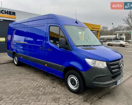 Синий Мерседес Sprinter, объемом двигателя 2.2 л и пробегом 260 тыс. км за 22500 $, фото 4 на Automoto.ua