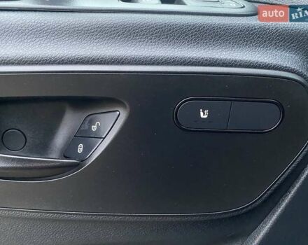 Синий Мерседес Sprinter, объемом двигателя 2.14 л и пробегом 300 тыс. км за 27900 $, фото 28 на Automoto.ua