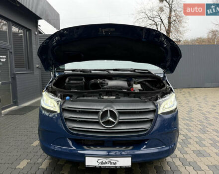 Синий Мерседес Sprinter, объемом двигателя 3 л и пробегом 151 тыс. км за 40719 $, фото 30 на Automoto.ua