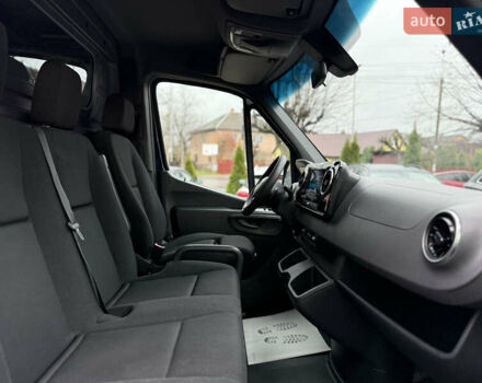 Синий Мерседес Sprinter, объемом двигателя 3 л и пробегом 151 тыс. км за 40719 $, фото 25 на Automoto.ua