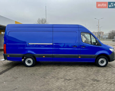 Синий Мерседес Sprinter, объемом двигателя 2.2 л и пробегом 260 тыс. км за 22500 $, фото 5 на Automoto.ua