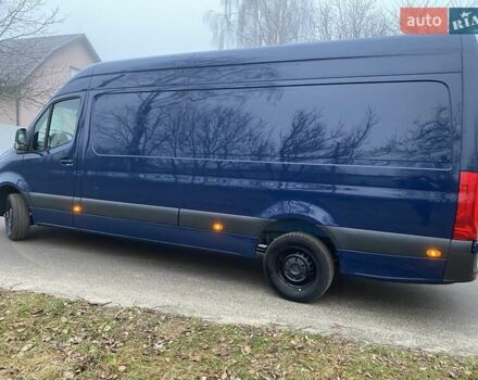 Синий Мерседес Sprinter, объемом двигателя 2.14 л и пробегом 300 тыс. км за 27900 $, фото 4 на Automoto.ua
