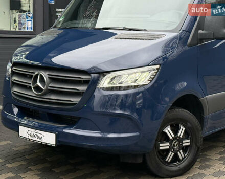 Синий Мерседес Sprinter, объемом двигателя 3 л и пробегом 151 тыс. км за 40719 $, фото 10 на Automoto.ua