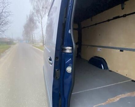 Синий Мерседес Sprinter, объемом двигателя 2.14 л и пробегом 300 тыс. км за 27900 $, фото 15 на Automoto.ua