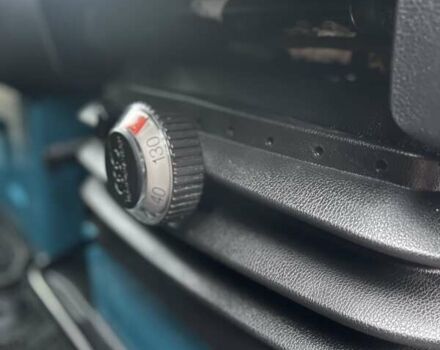 Синий Мерседес Sprinter, объемом двигателя 0 л и пробегом 270 тыс. км за 29900 $, фото 86 на Automoto.ua