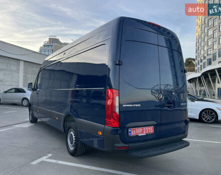 Синий Мерседес Sprinter, объемом двигателя 2.2 л и пробегом 318 тыс. км за 25500 $, фото 6 на Automoto.ua
