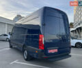 Синий Мерседес Sprinter, объемом двигателя 2.2 л и пробегом 318 тыс. км за 25500 $, фото 6 на Automoto.ua