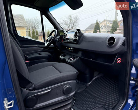 Синій Мерседес Sprinter, об'ємом двигуна 1.95 л та пробігом 208 тис. км за 35000 $, фото 37 на Automoto.ua
