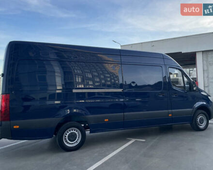 Синий Мерседес Sprinter, объемом двигателя 2.2 л и пробегом 318 тыс. км за 25500 $, фото 14 на Automoto.ua