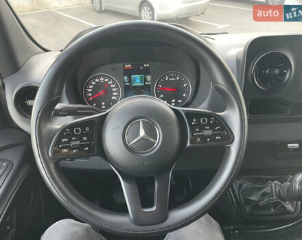 Синий Мерседес Sprinter, объемом двигателя 2.2 л и пробегом 318 тыс. км за 25500 $, фото 38 на Automoto.ua