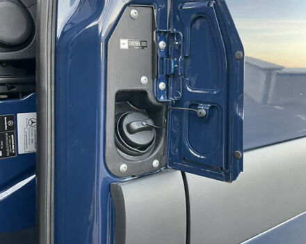 Синий Мерседес Sprinter, объемом двигателя 2.2 л и пробегом 318 тыс. км за 25500 $, фото 27 на Automoto.ua