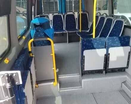 Синий Мерседес Sprinter, объемом двигателя 21.43 л и пробегом 289 тыс. км за 29900 $, фото 3 на Automoto.ua