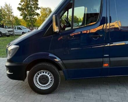 Синий Мерседес Sprinter, объемом двигателя 2.2 л и пробегом 308 тыс. км за 20500 $, фото 2 на Automoto.ua