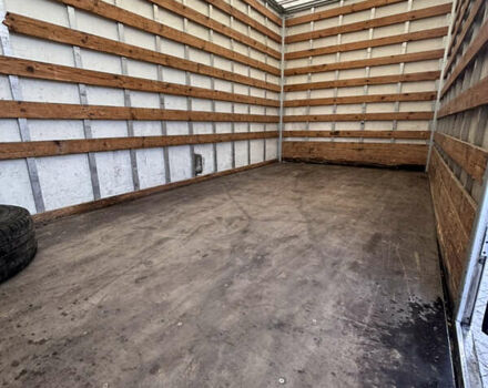 Синий Мерседес Sprinter, объемом двигателя 2.14 л и пробегом 442 тыс. км за 25500 $, фото 11 на Automoto.ua