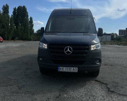 Синий Мерседес Sprinter, объемом двигателя 1.95 л и пробегом 264 тыс. км за 33351 $, фото 2 на Automoto.ua