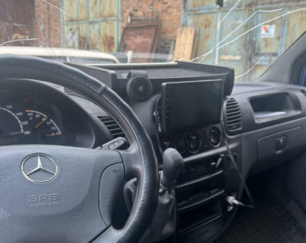 Синий Мерседес Sprinter, объемом двигателя 2.15 л и пробегом 220 тыс. км за 6900 $, фото 9 на Automoto.ua