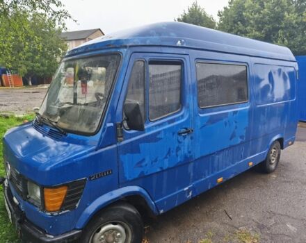 Мерседес Sprinter 1993 у Кицмане на Automoto.ua Синій Мерседес Sprinter, об'ємом двигуна 2.3 л та пробігом 500 тис. км за 1400 $, фото 1 на Automoto.ua