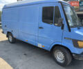 Синий Мерседес Sprinter, объемом двигателя 2.4 л и пробегом 588 тыс. км за 2999 $, фото 2 на Automoto.ua