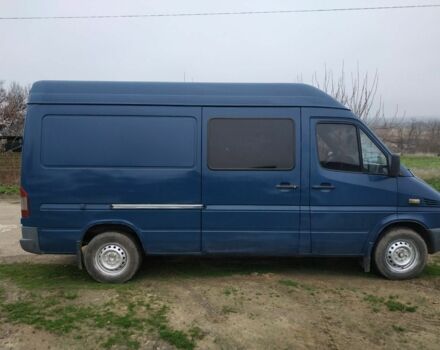 Синій Мерседес Sprinter, об'ємом двигуна 0 л та пробігом 700 тис. км за 6300 $, фото 4 на Automoto.ua