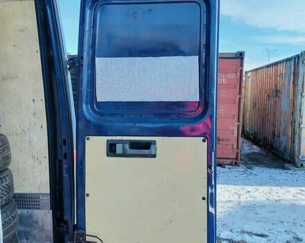 Синий Мерседес Sprinter, объемом двигателя 2.87 л и пробегом 340 тыс. км за 8000 $, фото 21 на Automoto.ua