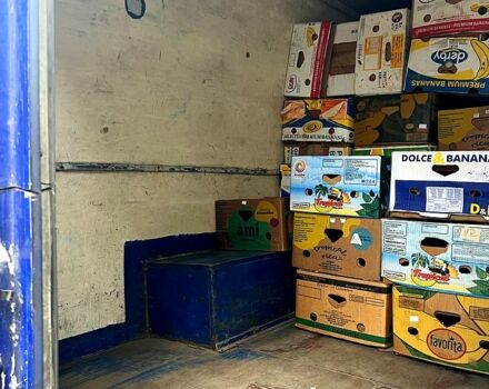 Синій Мерседес Sprinter, об'ємом двигуна 2.9 л та пробігом 180 тис. км за 5800 $, фото 5 на Automoto.ua