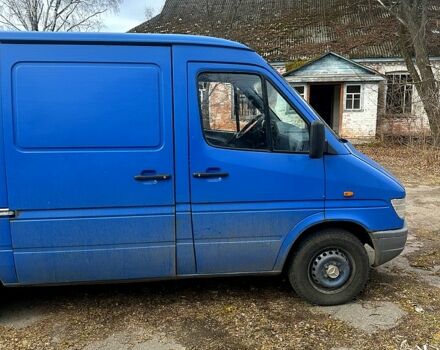 Синий Мерседес Sprinter, объемом двигателя 2.9 л и пробегом 635 тыс. км за 4500 $, фото 4 на Automoto.ua