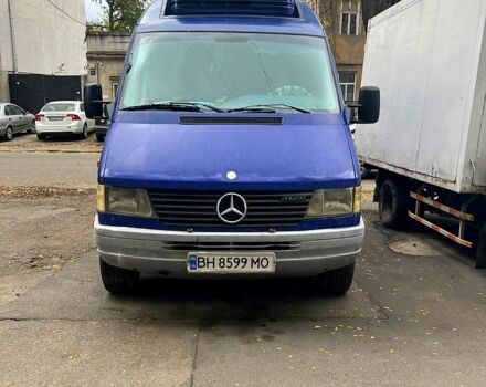 Синій Мерседес Sprinter, об'ємом двигуна 2.9 л та пробігом 180 тис. км за 5800 $, фото 6 на Automoto.ua