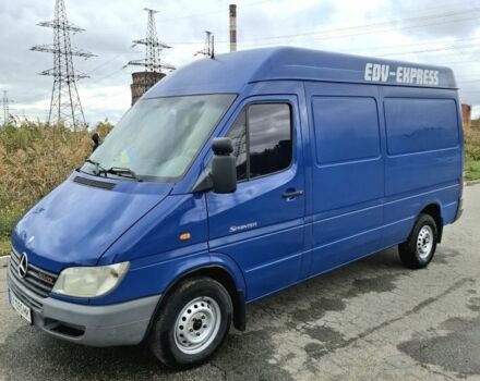 Синий Мерседес Sprinter, объемом двигателя 2.2 л и пробегом 174 тыс. км за 8800 $, фото 3 на Automoto.ua