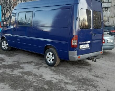 Синий Мерседес Sprinter, объемом двигателя 0 л и пробегом 330 тыс. км за 10000 $, фото 1 на Automoto.ua